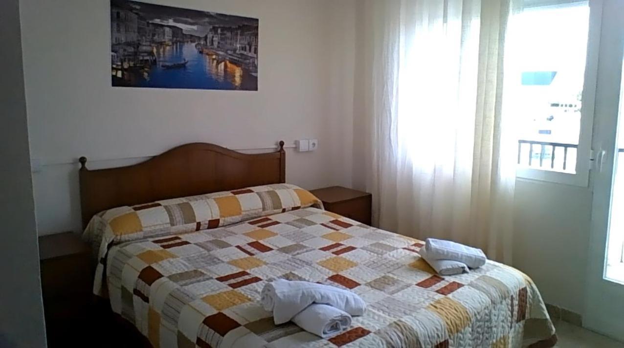 Hostal Restaurante Galicia Villardefrades Exterior photo