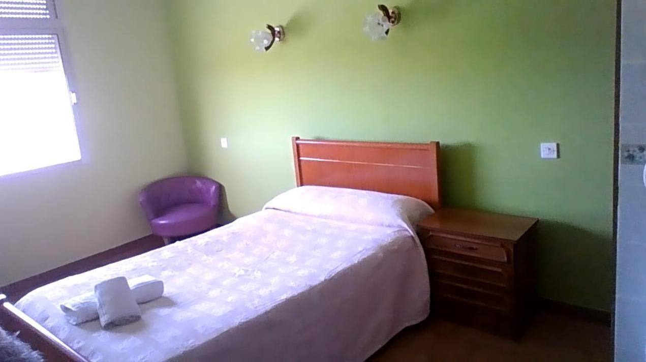 Hostal Restaurante Galicia Villardefrades Exterior photo